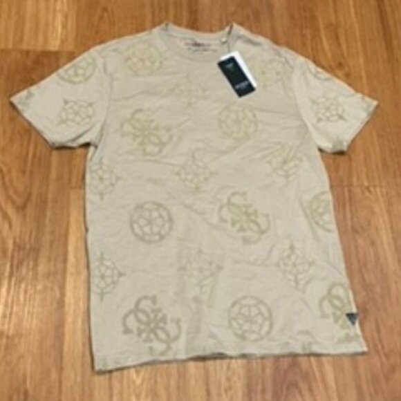 Guess Men s Relaxed-Fit Peony Logo Graphic T-Shirt Neutral Sand Size S - Picture 3 of 6